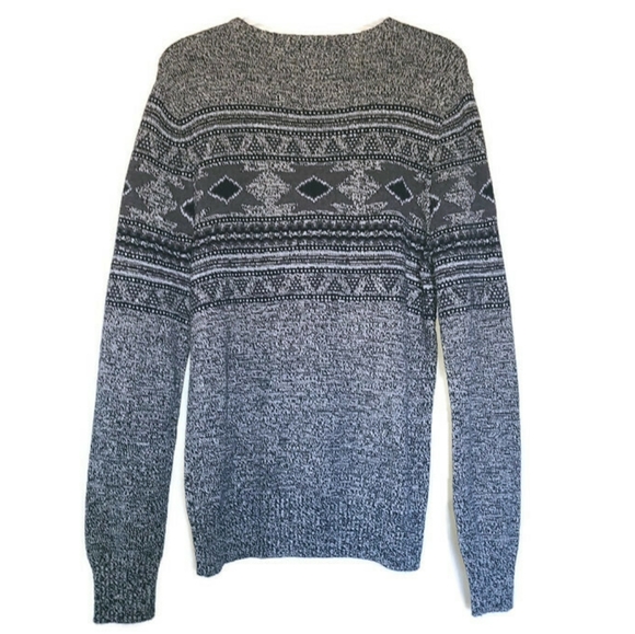 Urban Pipeline Sweater Medium - Picture 2 of 4